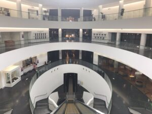 福井県恐竜博物館 館内エスカレーター