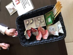 ホテルうみんぴあ お茶菓子